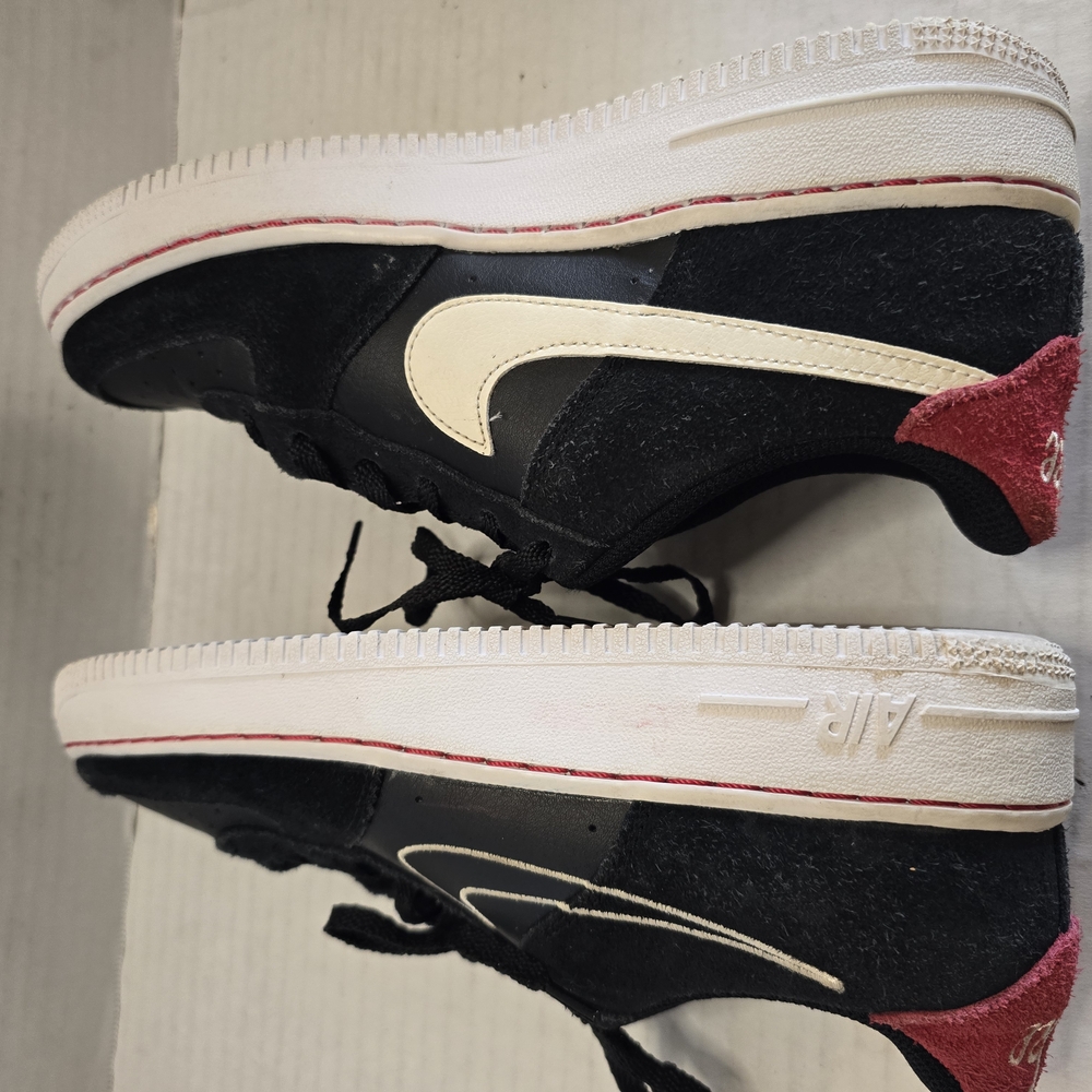 Nike Kids Sneakers Black and Cream
